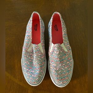 NWOT Mossimo Supply Co. Women's Classic Slip-On Shoes
